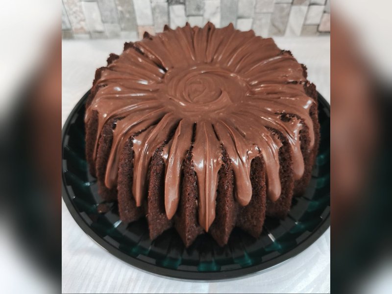Bolo de Chocolate com Ganache